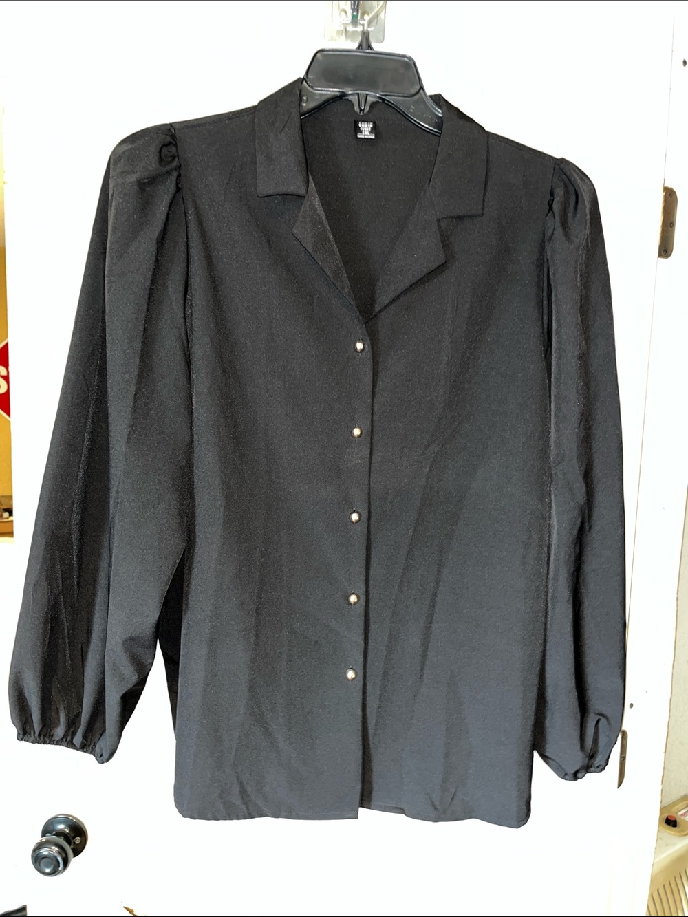Women’s SHEIN, curve-SIZE 1XL, button-down black blouse.